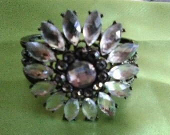 SUNFLOWER BRACELET floral faceted clear gemstones crystal daisy gardener blossom vintage accessory jewelry fashion statement botanical bloom