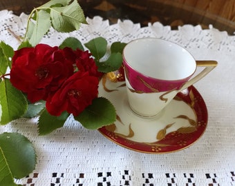 GOLD LEAF CRANBERRY Cup and Saucer Asian made. Gold. cream and dark red. Tea party. Demitasse Espresso. Oolong English breakfast. Jasmine