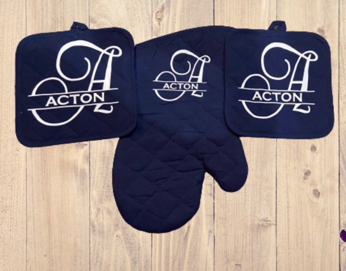 Personalized Pot Holder Oven Mitt Set Monogrammed Oven Mitt Etsy