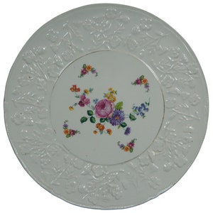 Vintage Czechoslovakian Chintz Floral Serving Trivet Cake Plate Platter 11&quot;
