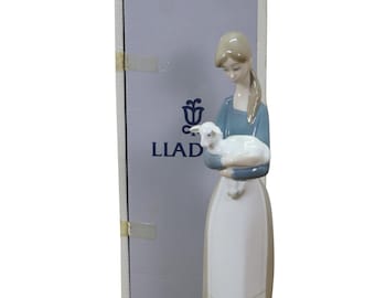 Lladró (retired) “treasures of Childhood” Figurine #6982 | Spanish