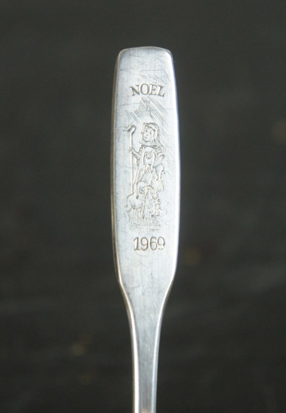Oneida ltd silversmiths store spoon value