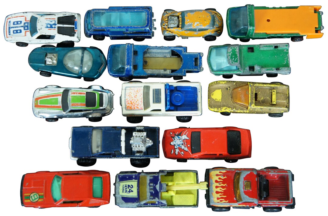 15 Vtg Matchbox & Hot Wheels Toy Cars Trucks Redline Silhouette Beach