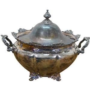 Antique Derby Victor Silver Quadruple Plate Soup Tureen Centerpiece Dish 11&quot;