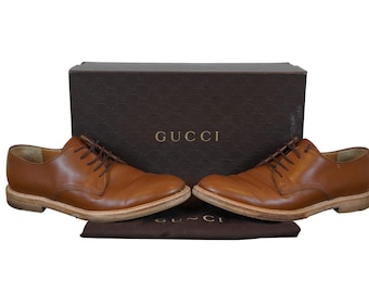 GUCCI Vintage 1996 Tom Ford Gold Horsebit Brown Leather Kitten