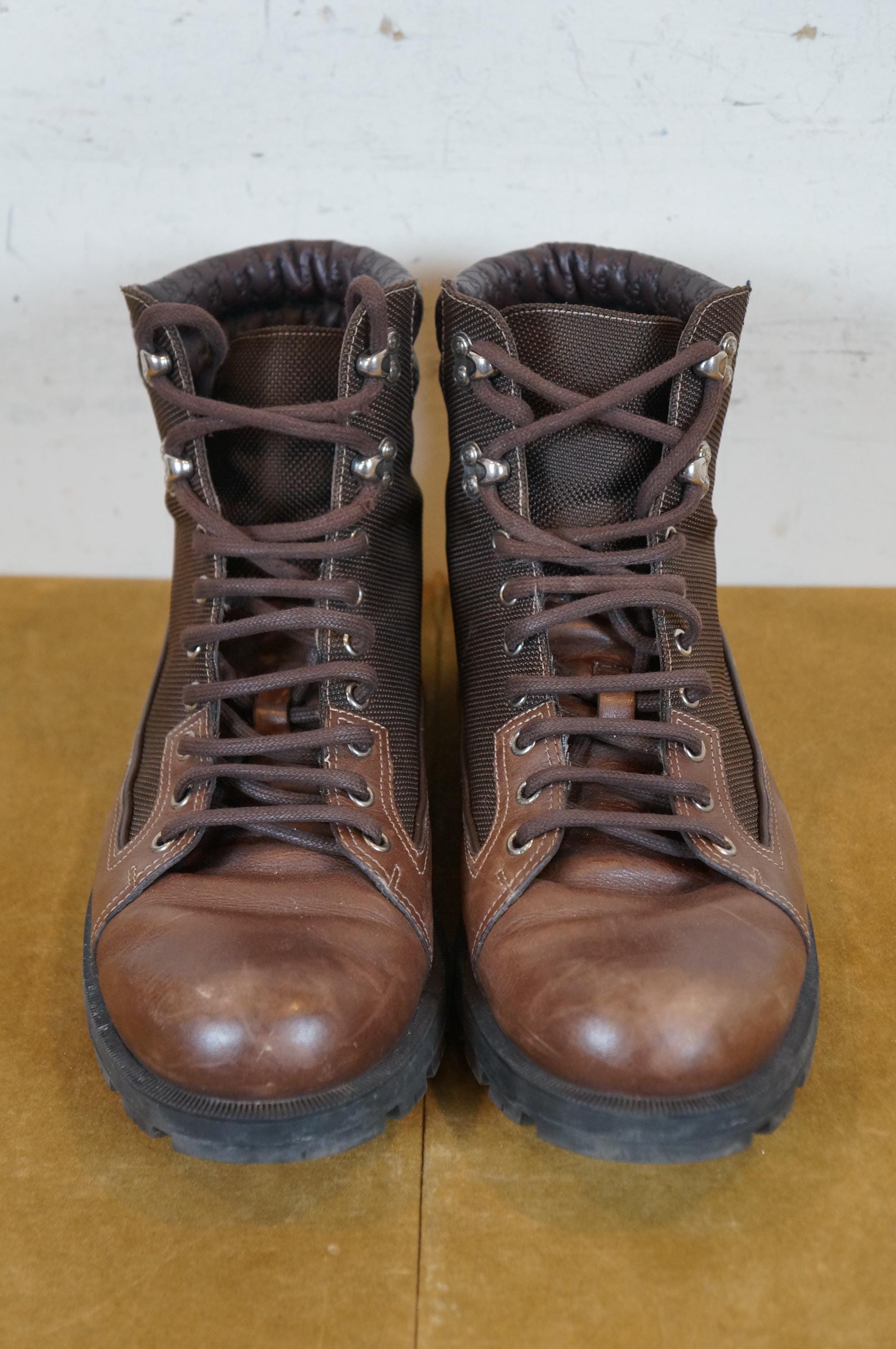 Gucci Leather Lace up Hiking Boots Brown Cocoa Mens US  display picture 2