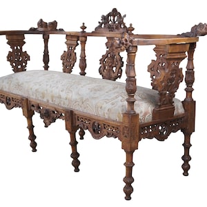 Antique Italian Renaissance Revival Walnut Carved Parlor Settee Loveseat 60&quot;
