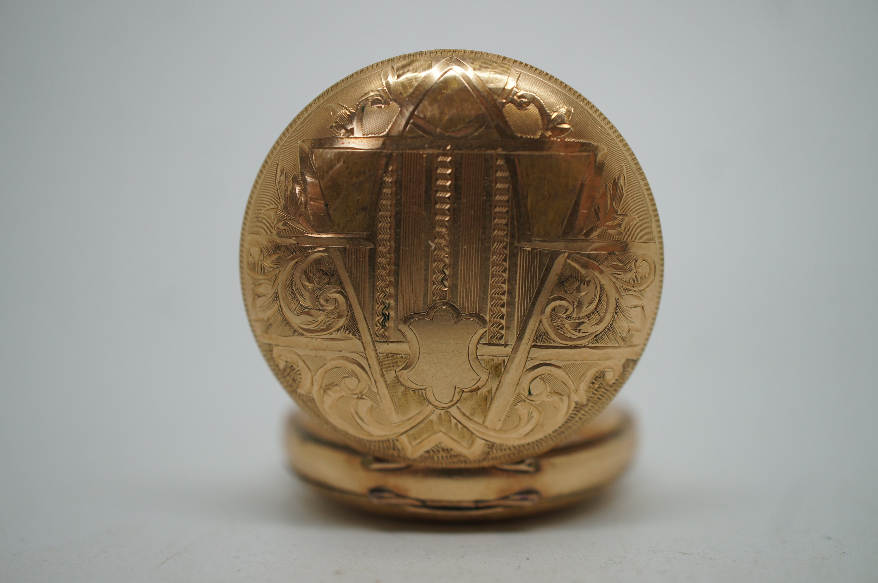 New crown pocket watch Victoria Crown main image 2