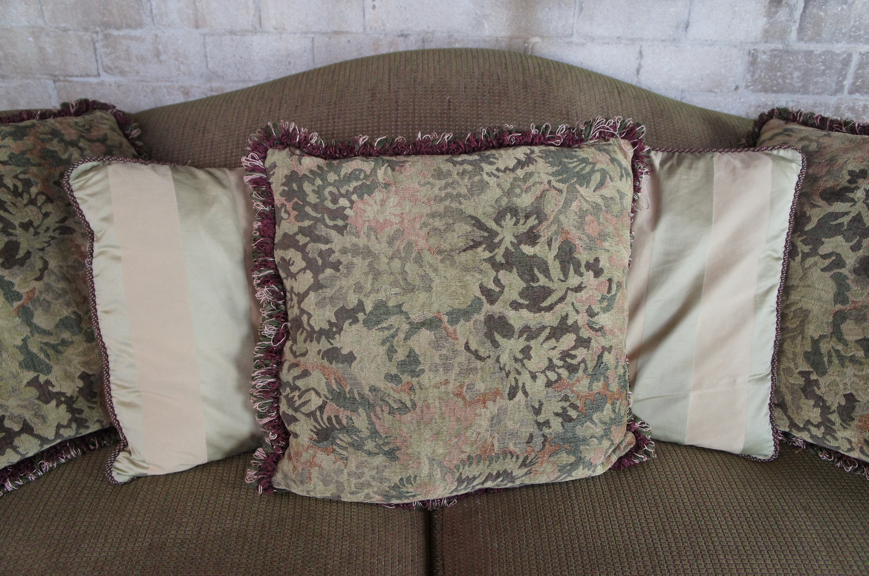 Hickory white sofa price deals