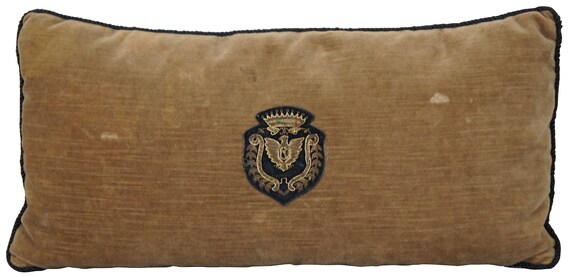 ethan allen throw pillows