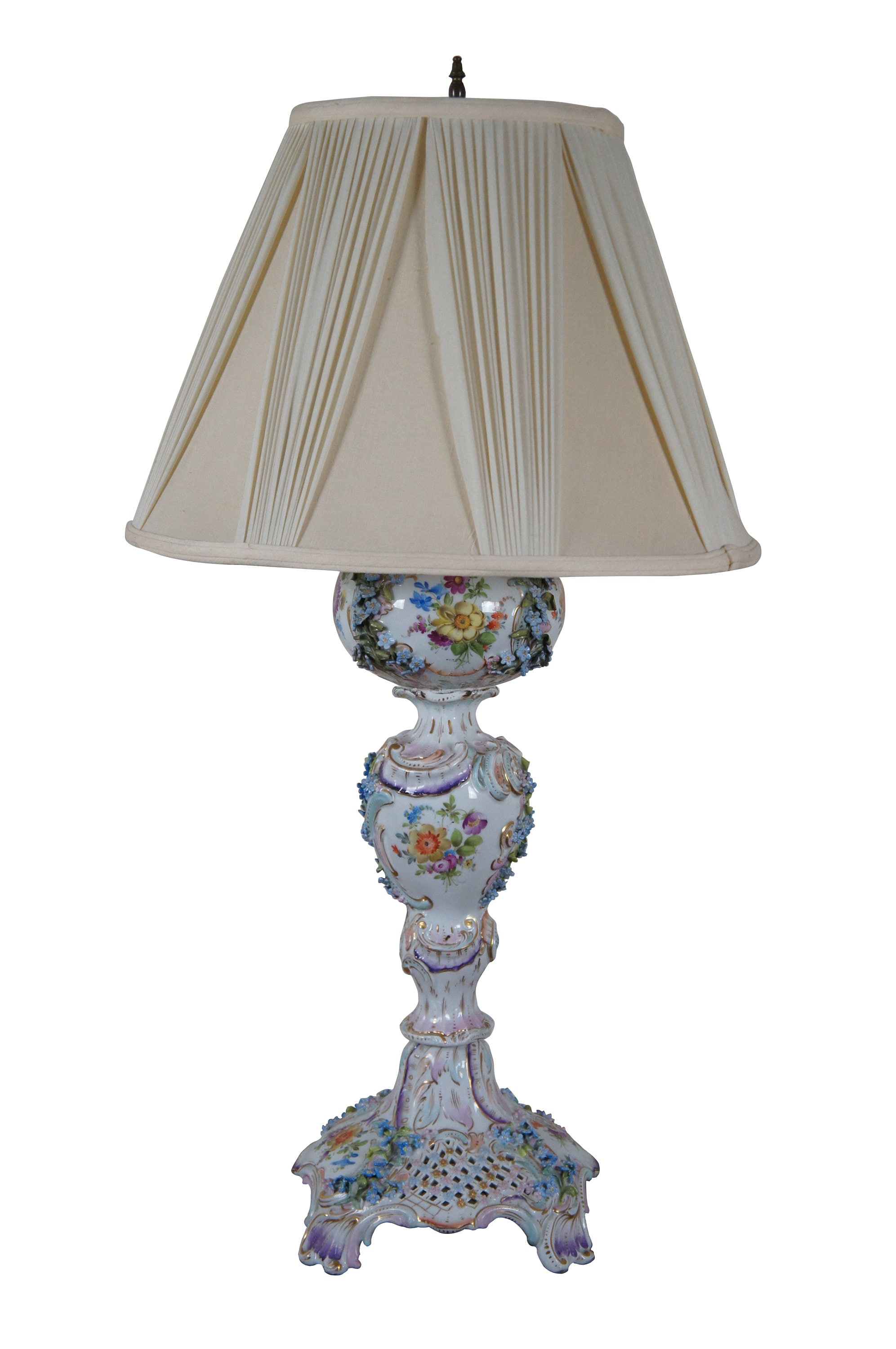 Antique German Carl Thieme Meissen Dresden Porcelain Banquet Lamp