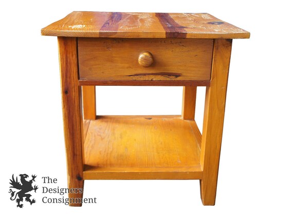 Distressed 2024 pine nightstand