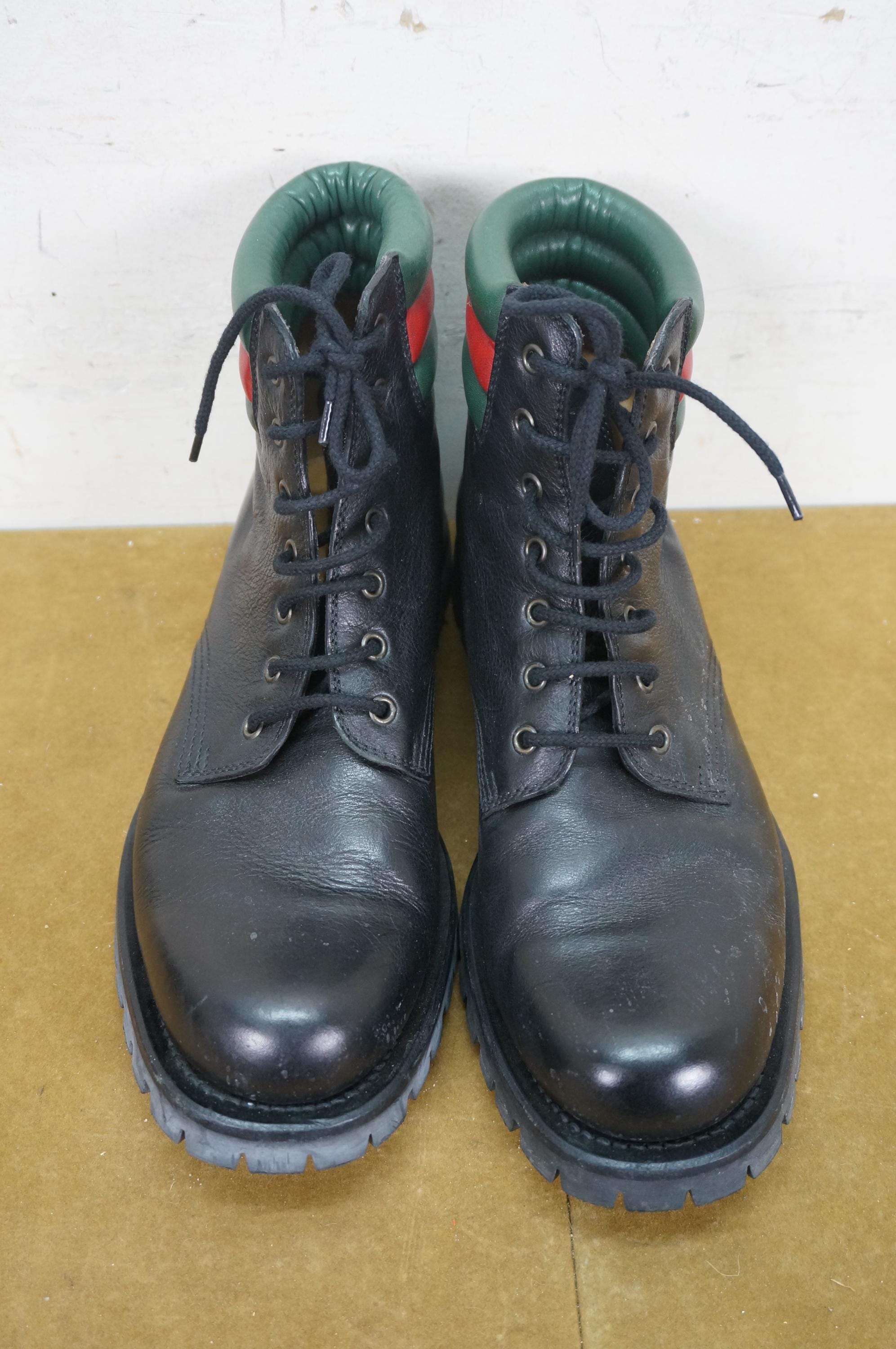 Gucci Marland Plain Toe Black Leather Hiking Combat Boots  display picture 3