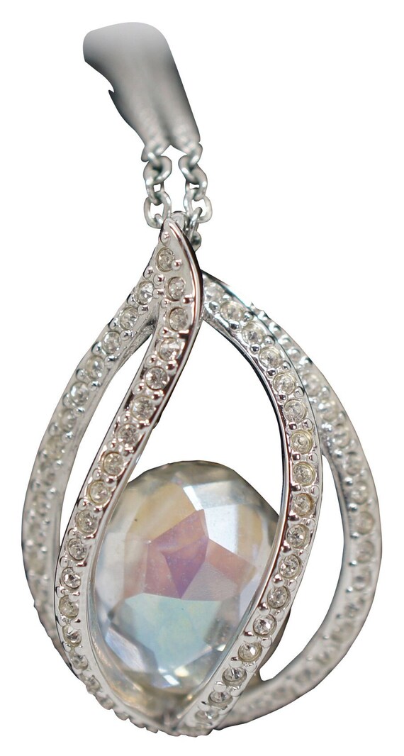 Swarovski Crystal Teardrop Pendant Necklace Rhodiu