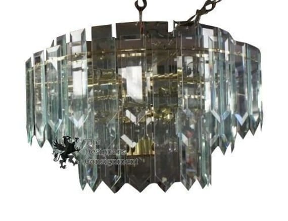Contemporary Fredrick Ramond Tiered Crystal Brass Chandelier 18