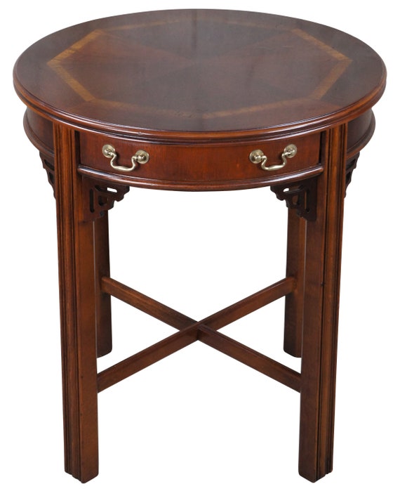 Chippendale 2024 side table