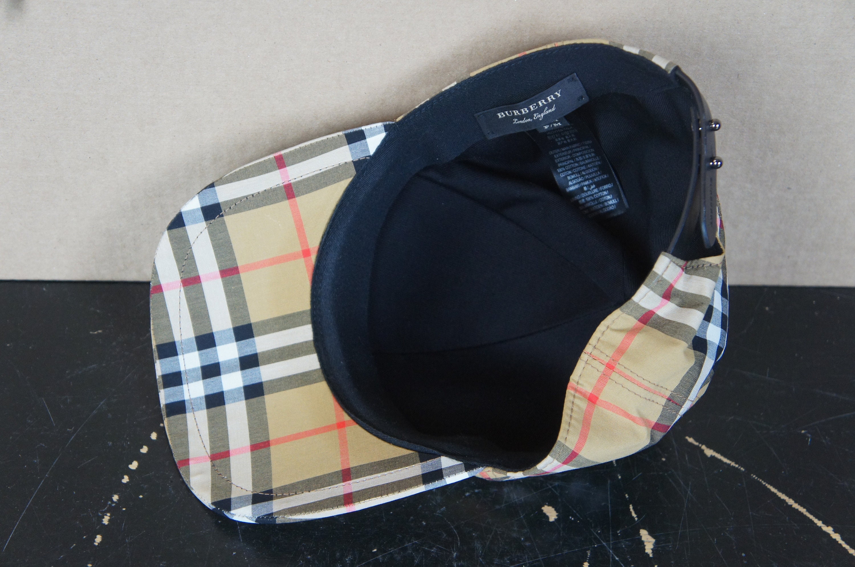 Burberry Nova Check Rainbow Pride Baseball Cap S/M Limited  display picture 3