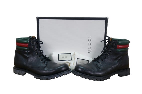 Gucci Brown Leather Lace-Up Boots with Green and Red Collar Authentic Gucci Black Leather Bee Star Platform Ankle Boots  main image 3