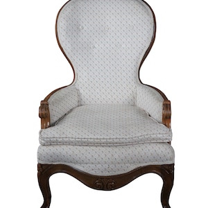 Antique Victorian Eastlake Walnut Spoon Back Parlor Library Accent Arm Chair