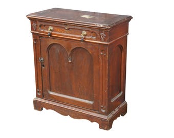 Consola antigua americana de estilo neogótico victoriano de nogal, 34"