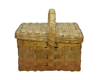 Vintage Woven Wicker Rattan Country Farmhouse Lidded Storage Basket 14"