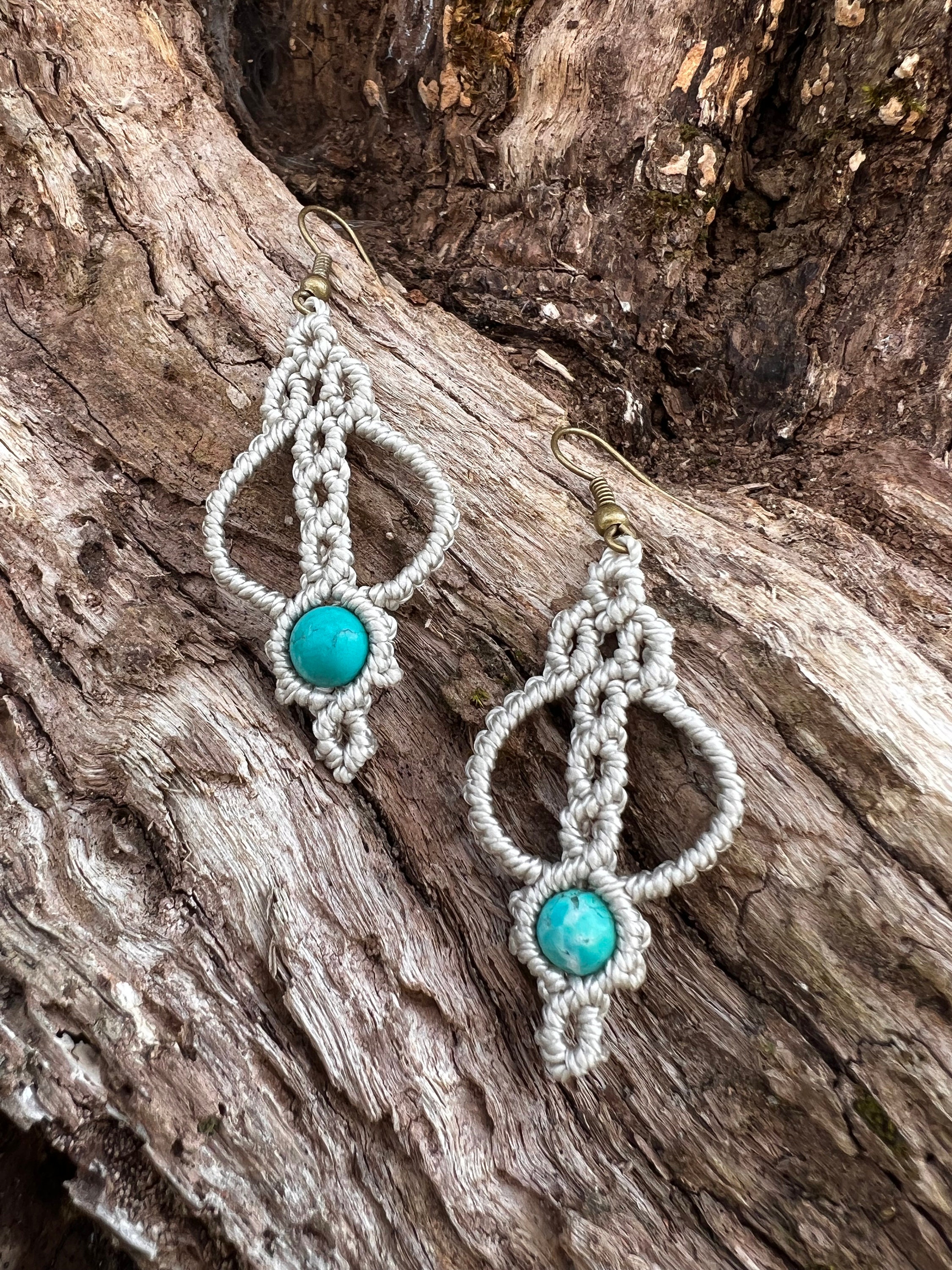 Handmade Grey Macrame Earrings with Lace Green Fluorite Heart Gemstones –  ElvysCreations