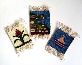 Pack of 3 Woven Coasters "Village" design