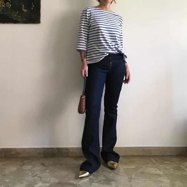 vintage 70s flared jeans with low waist