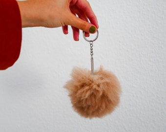 Schlüsselanhänger Alpaka Puschel Handtasche Accessoire spezial Antistress weich flauschig süß handmade Schlüsselbund Autoschlüssel Hingucker