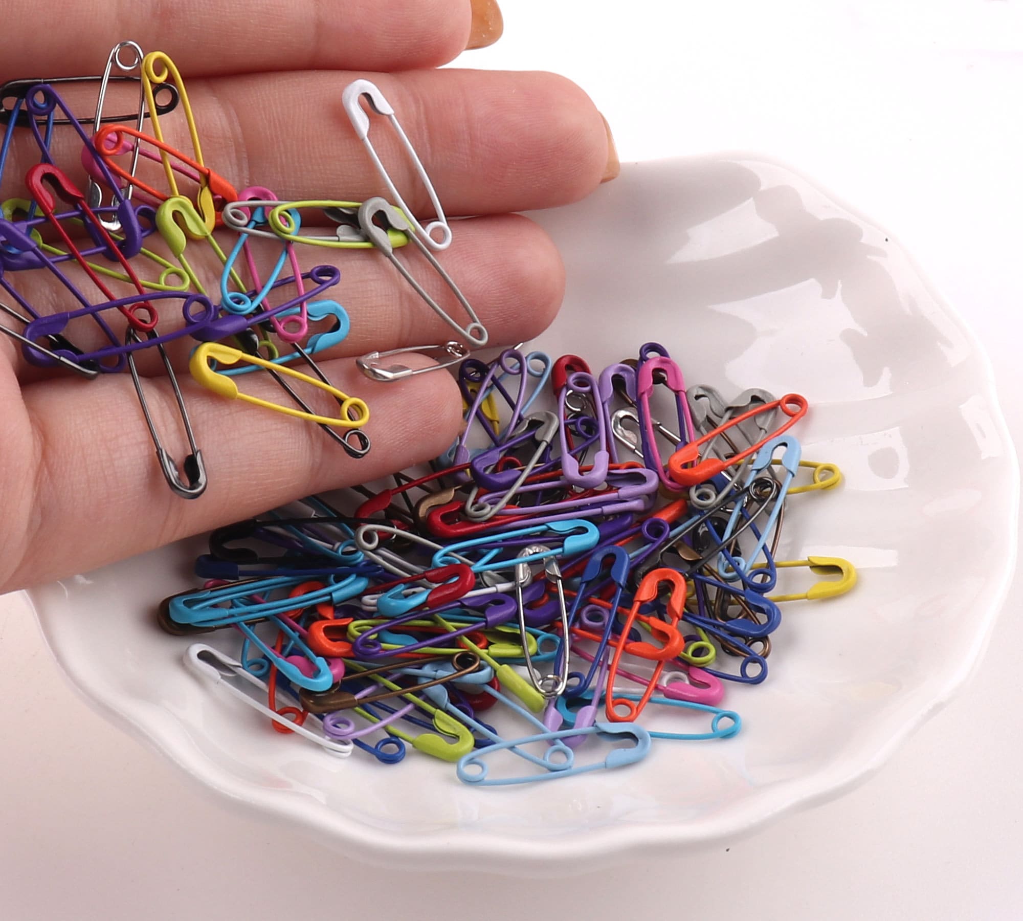 Assorted Jewel Colored Safety Pins #00, #1 #2 Pink,Green,Blue,Purple 3/4-1  1/2