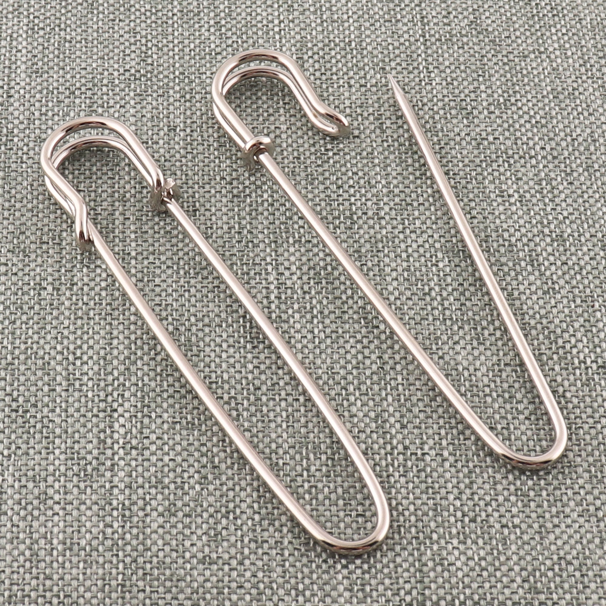 Silver Safety pins Coiless Safety Pins Larger Safety Pins Kilt Pins Broochs  Letter Bar Pins Apparel Accessories DIY Sewing 4pcs 80mm