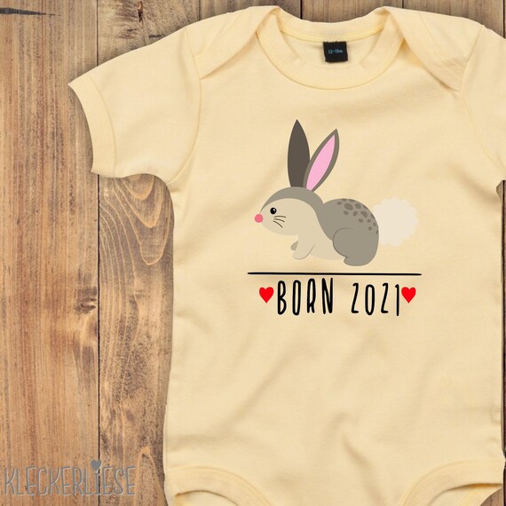 kleckerliese Baby Body "Born 2021 Tiermotiv Hase " Babybody Strampler Jungen Mädchen Kurzarm