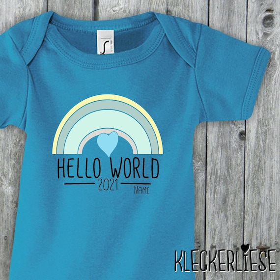 Baby Body mit Wunschname "Hello World 2021 Wunschname" Babybody Strampler Jungen Mädchen