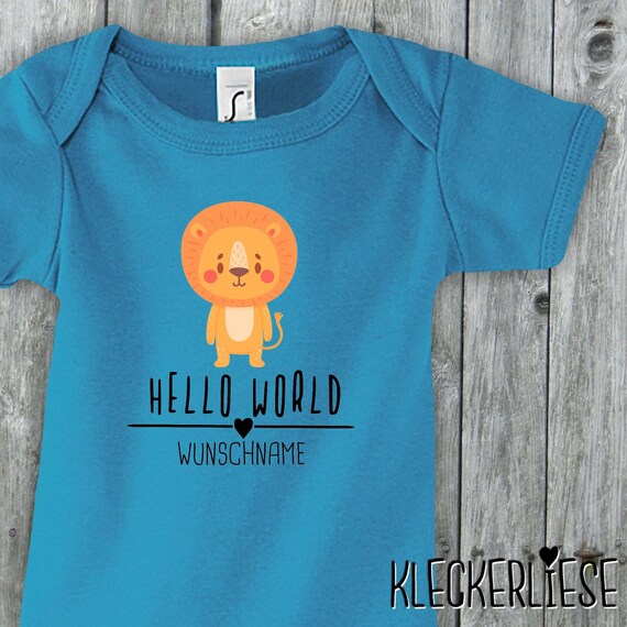 Baby Body mit Wunschname "Hello World Löwe Wunschname" Babybody Strampler Jungen Mädchen