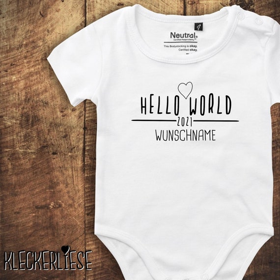 kleckerliese Babybody Body mit Wunschname "Hello World 2021 Wunschname" Fair Wear, Bio, Organic Baby Jungen Mädchen