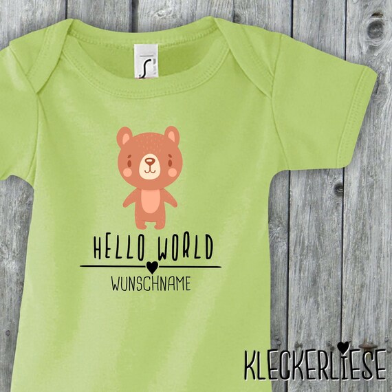 Baby Body mit Wunschname "Hello World Bär Wunschname" Babybody Strampler Jungen Mädchen