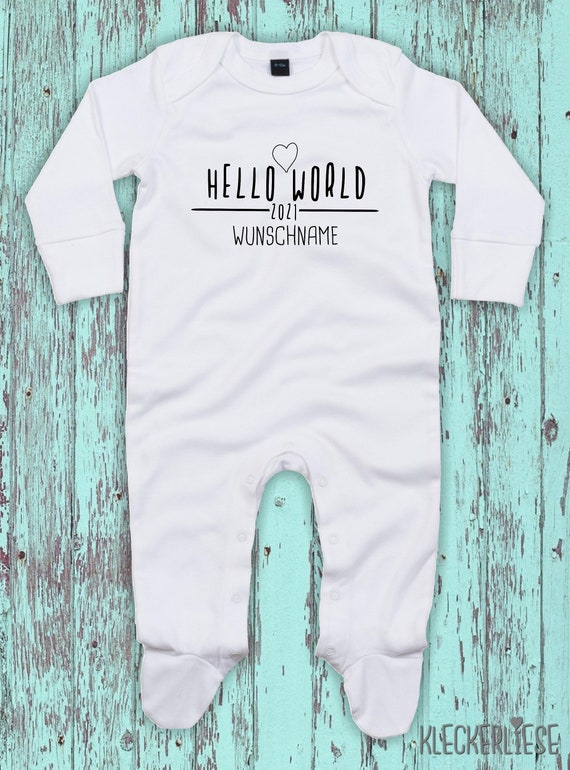 Baby Schlafanzug mit Wunschtext "Hello World 2021 Wunschname" Sleepsuit Langarm Jungen Mädchen Einteiler Strampler