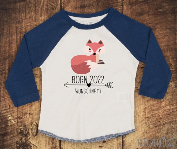 T-Shirt Langarmshirt mit Wunschname "Born 2022 Tiermotiv Pfeil Wunschname Name Text Fuchs" Raglan-Ärmel Jungen Mädchen Baby Kinder