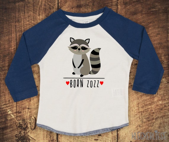 Kleckerliese Baby Kinder T-Shirt Langarmshirt "Born 2022 Tiermotiv Waschbär" Raglan-Ärmel Jungen Mädchen