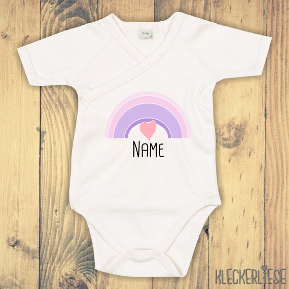 Wickelbody mit Wunschtext "Regenbogen mit Wunschname" Babybody Strampler Wickelbody Organic Kimono Kurzarm Baby Body