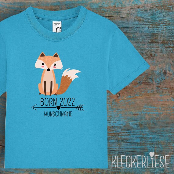 Kinder Baby Shirt mit Wunschname Kleinkind "Born 2022 Tiermotiv Pfeil Wunschname Name Text Fuchs" T-Shirt Jungen Mädchen