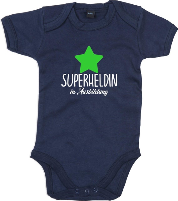 kleckerliese Baby Body "Superheldin in Ausbildung" Babybody Strampler Jungen Mädchen Kurzarm