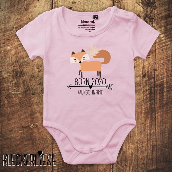 kleckerliese Babybody Body "Born 2020 Tiermotiv Pfeil Wunschname Name Text Fuchs" mit Wunschtext oder Namen Fair Wear Jungen Mädchen