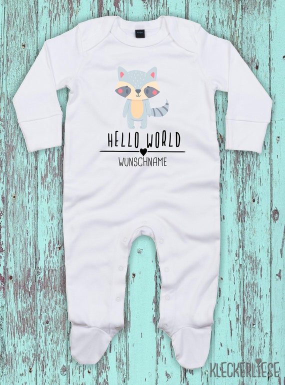 Baby Schlafanzug mit Wunschtext "Hello World Waschbär Wunschname" Sleepsuit Langarm Jungen Mädchen Einteiler Strampler