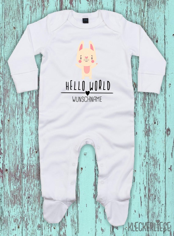 Baby Schlafanzug mit Wunschtext "Hello World Hase Wunschname" Sleepsuit Langarm Jungen Mädchen Einteiler Strampler