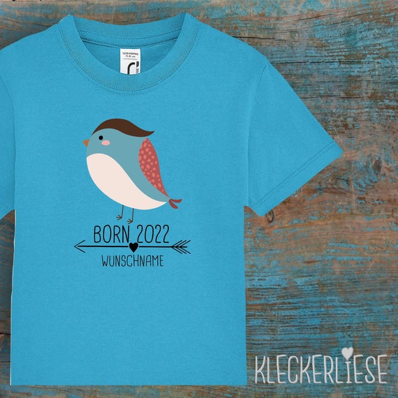 Kinder Baby Shirt mit Wunschname Kleinkind "Born 2022 Tiermotiv Pfeil Wunschname Name Text Vogel" T-Shirt Jungen Mädchen