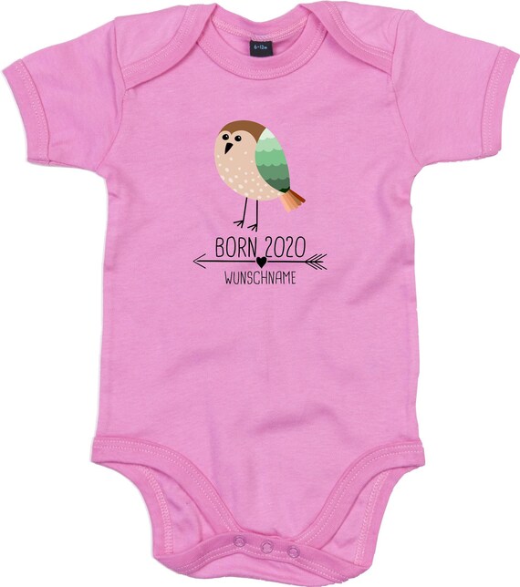 kleckerliese Baby Body "Born 2020 Tiermotiv Pfeil Wunschname Name Text Vogel" mit Wunschtext oder Name Strampler Jungen Mädchen Kurzarm