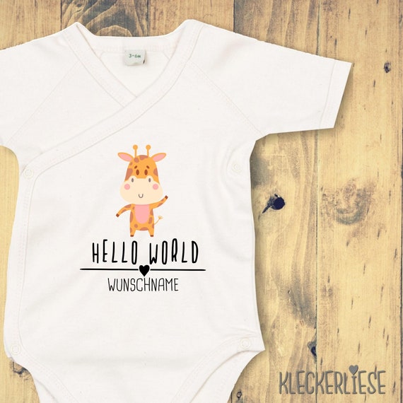 Wickelbody mit Wunschtext "Hello World Giraffe Wunschname" Babybody Strampler Wickelbody Organic Kimono Kurzarm Baby Body