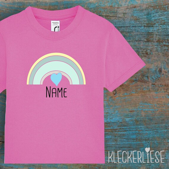 Kinder Baby Shirt mit Wunschname Kleinkind "Regenbogen mit Wunschname" T-Shirt Jungen Mädchen