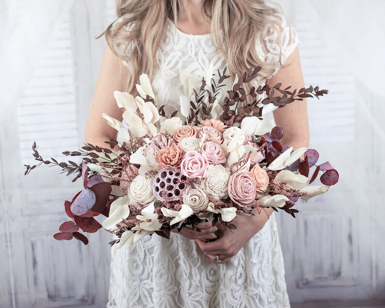 Oval Wedding Bouquet Bridal Bouquet Blushed Sola Wood Flowers Preserved Bouquet Japanese Garden White and Red Eucalyptus